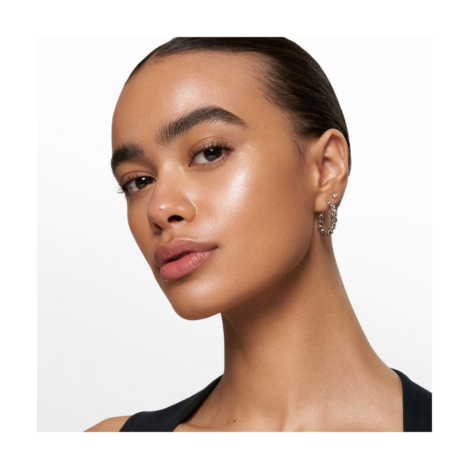 What Is Cloud Skin? How to Achieve a Soft, Dewy Glow