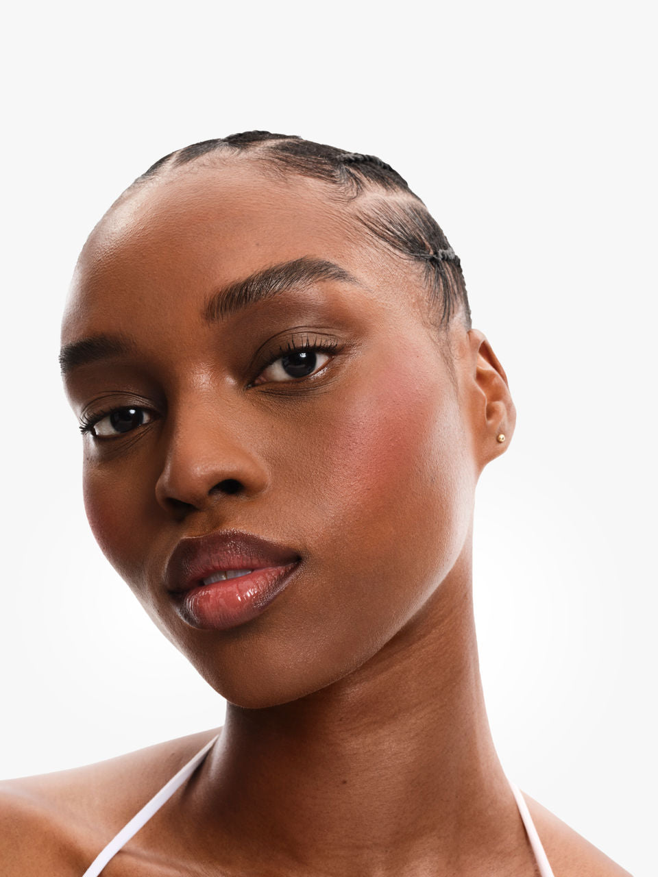 Wedding Guest Makeup: Three Looks for Every Type of Wedding